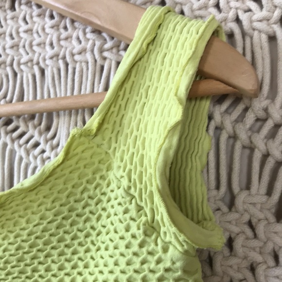 Free People Intimately bright green cropped top sz M-L - Picture 3 of 5